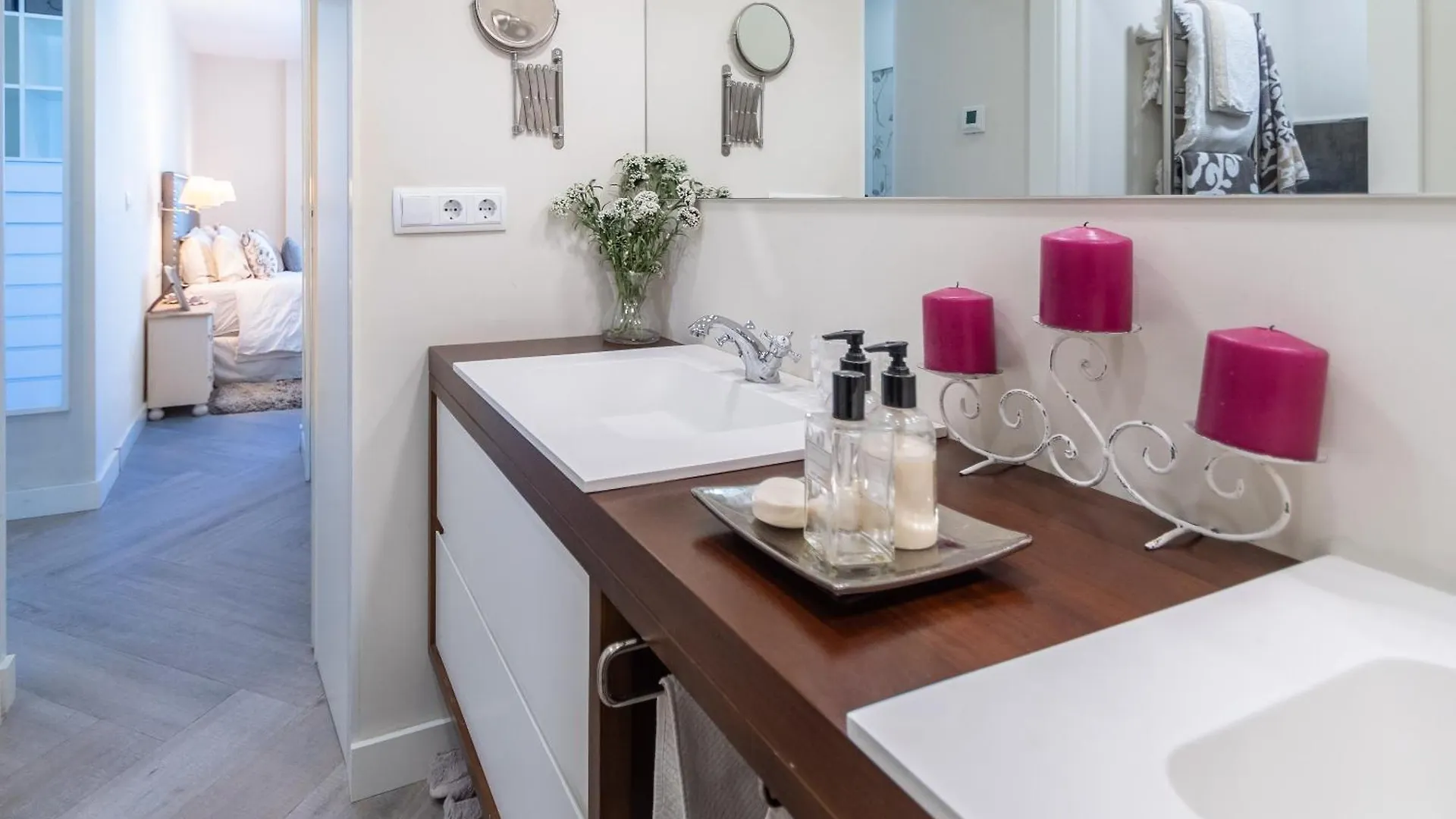 Phoenix Luxury Loft Cadiz Apartment