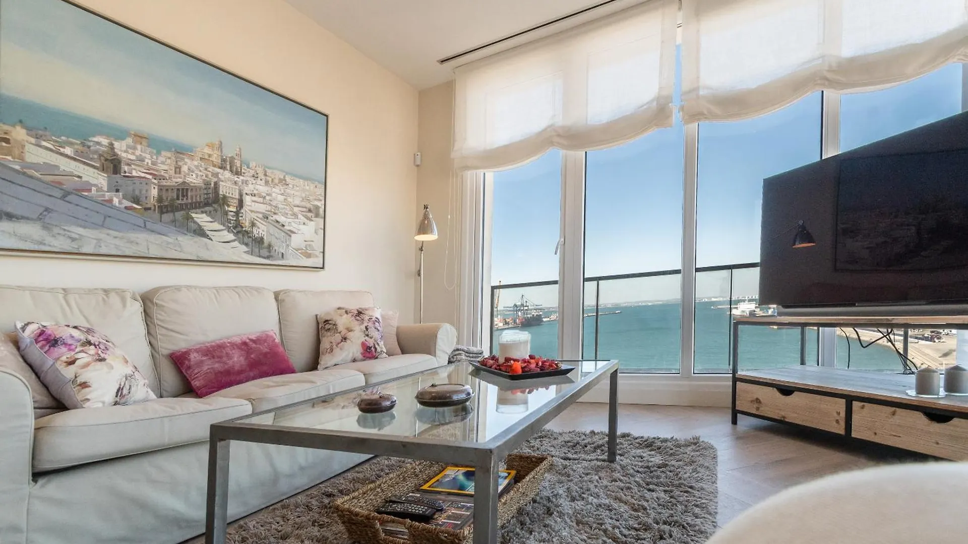 Phoenix Luxury Loft Cadiz Apartment